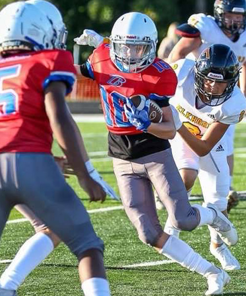 DrewOn120Hz playing football before streaming