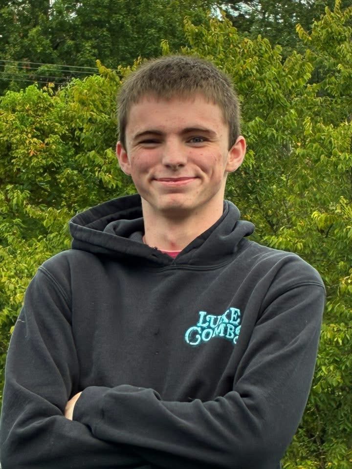 DrewOn120Hz gaming live Fortnite, COD, Rainbow Six Siege